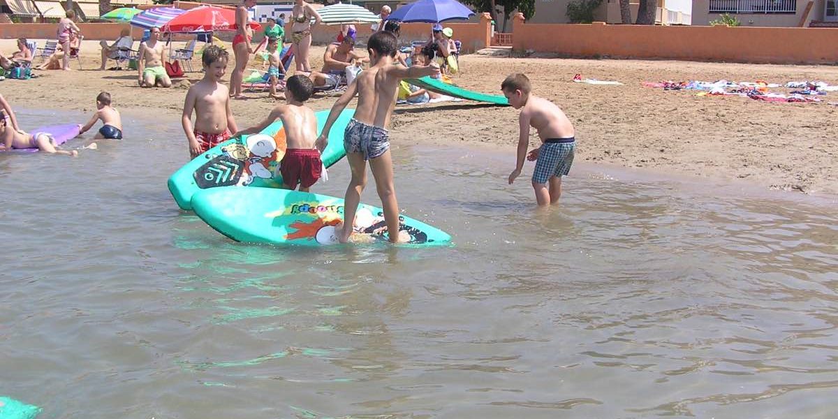 OLYMPUS DIGITAL CAMERA OLYMPUS DIGITAL CAMERA