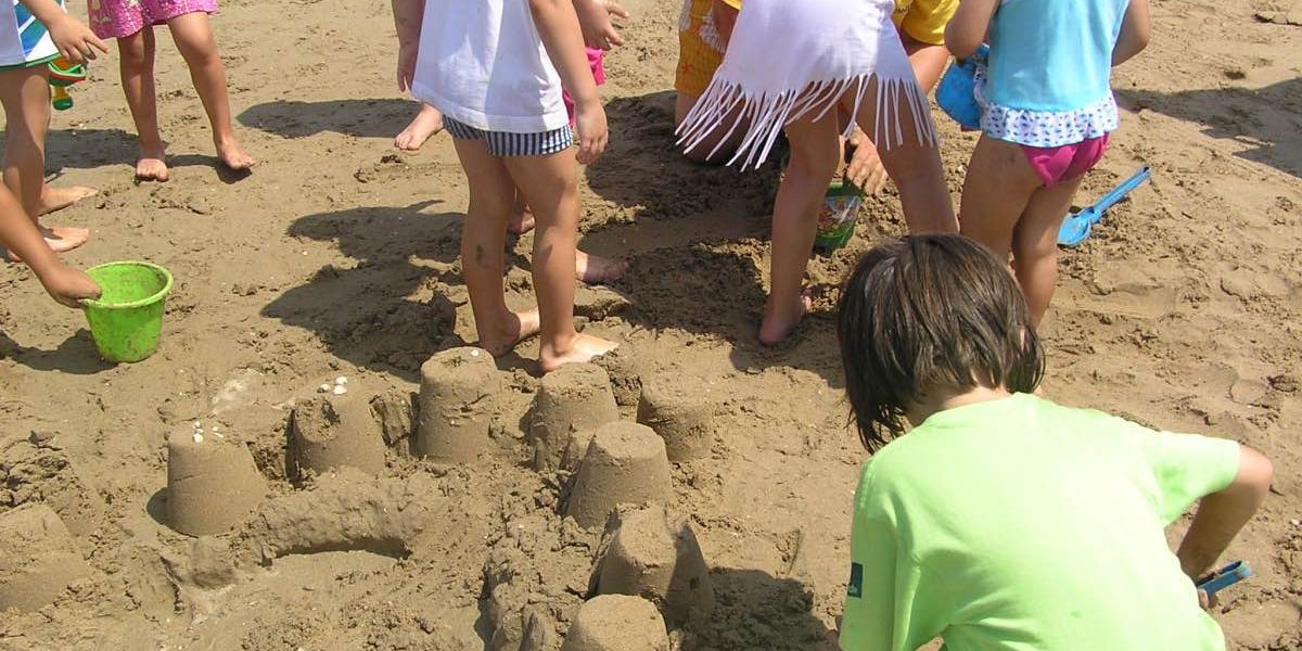 OLYMPUS DIGITAL CAMERA OLYMPUS DIGITAL CAMERA