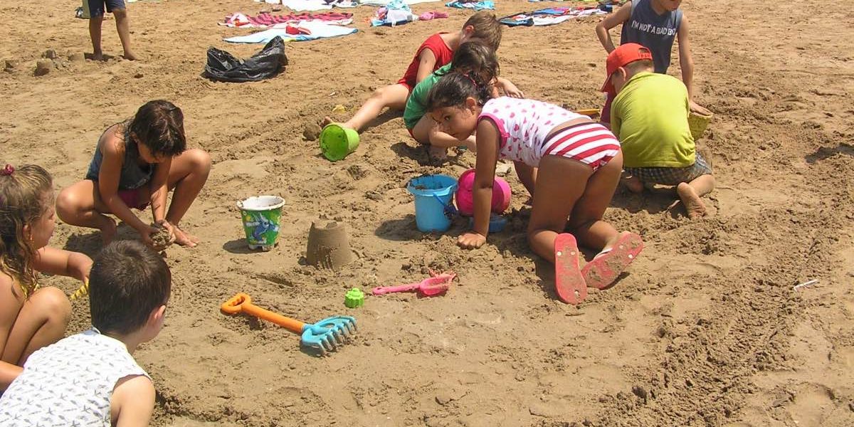 OLYMPUS DIGITAL CAMERA OLYMPUS DIGITAL CAMERA